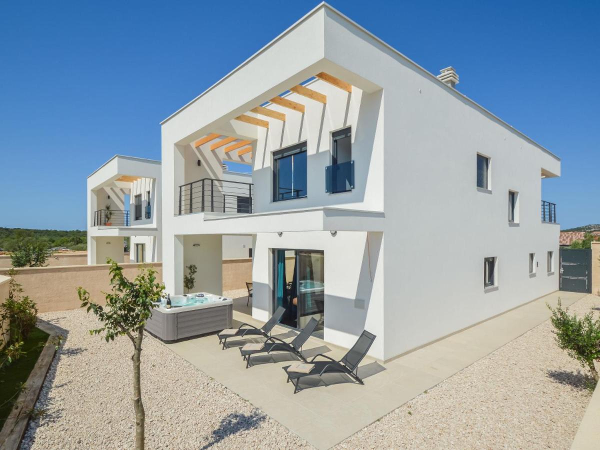 Villa Prova 1 By Interhome Jezera Εξωτερικό φωτογραφία